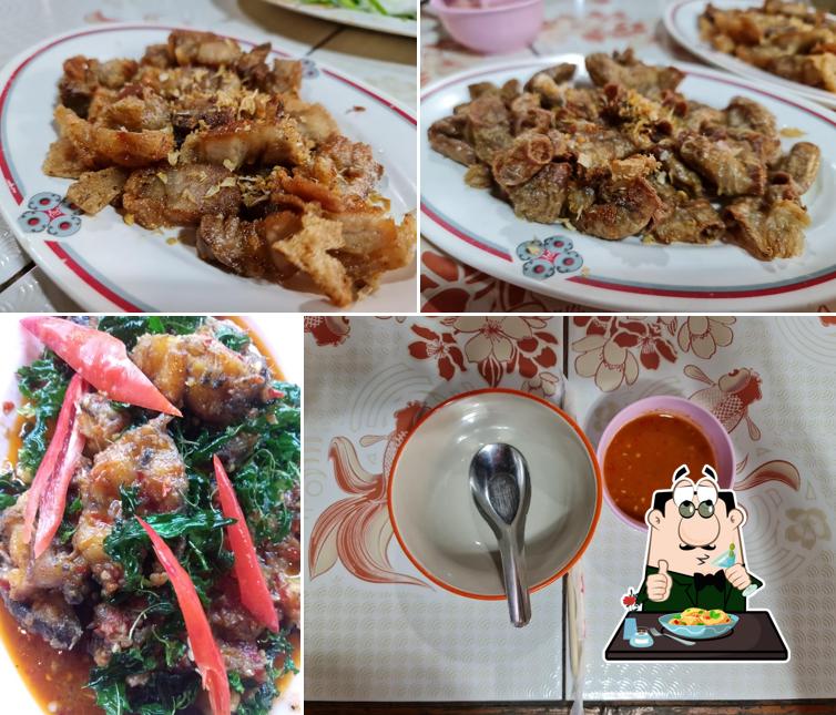 ลุงผันหมูกระทะ,ข้าวต้มโต้รุ่ง,แซ่บหลังป้อม