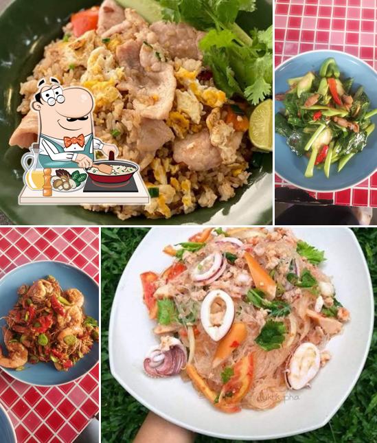 ร้านอาหารใกล้ฉัน (ครัวอินเตอร์-ร่อนพิบูลย์)