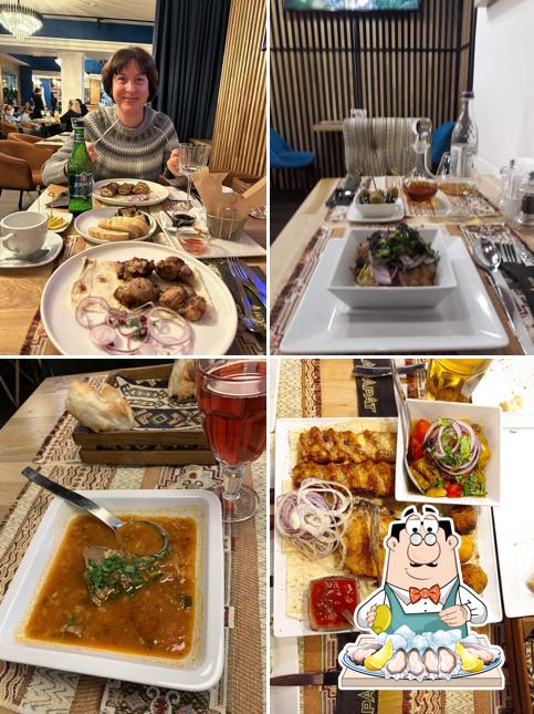 Устрицы в "Арарате"