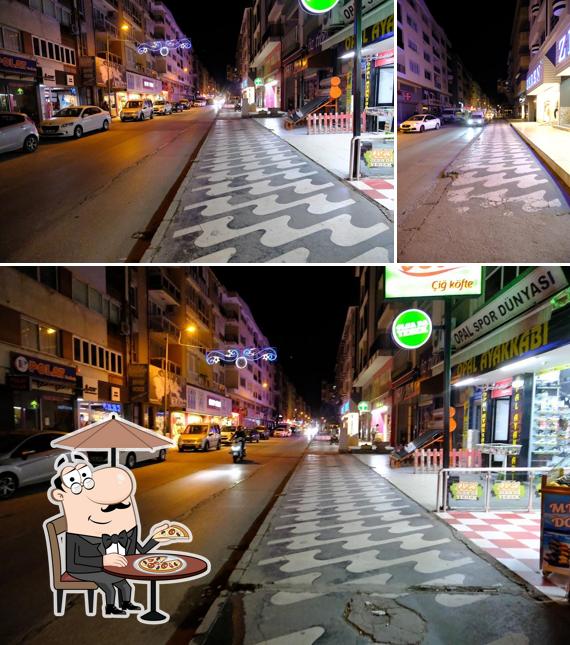 Komagene Etsiz Çiğ Köfte