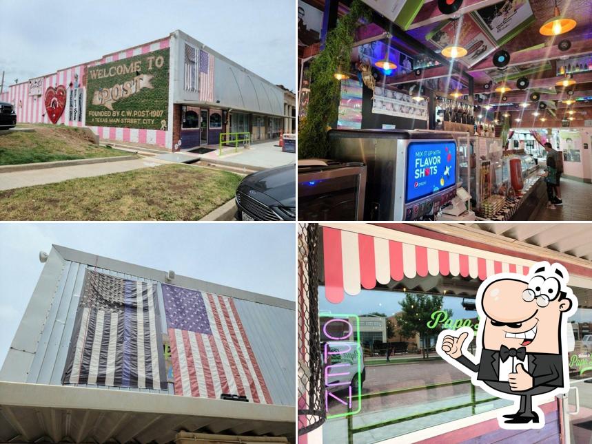 Papa D's