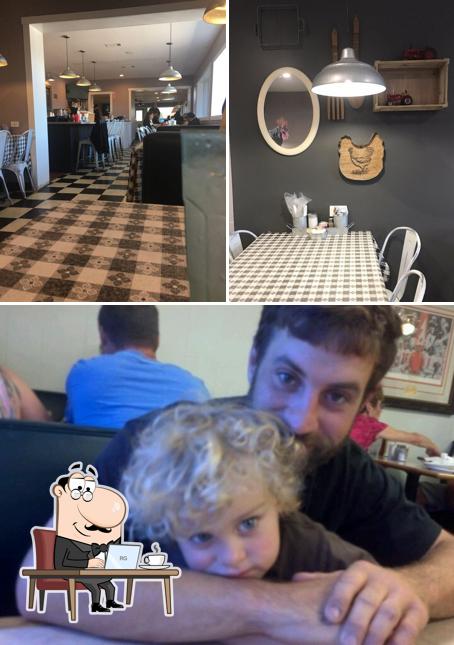 Sample Family Restaurant