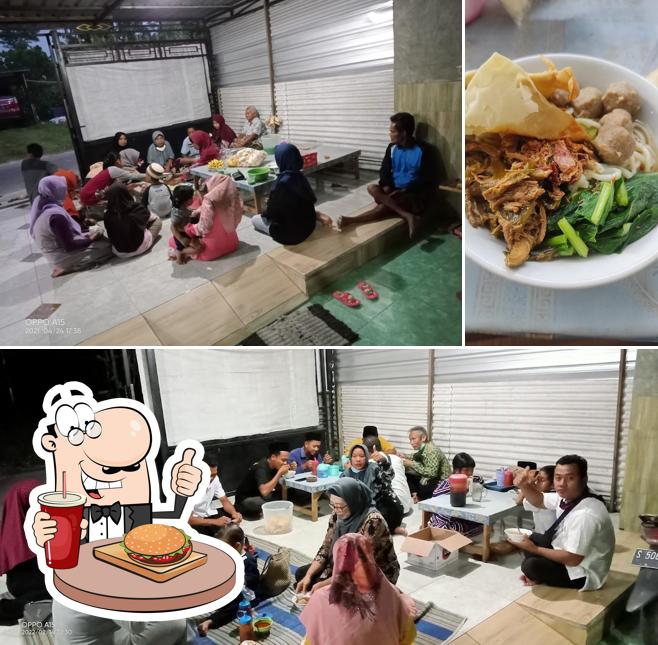 Bakso & Mie Ayam Cak Rudy