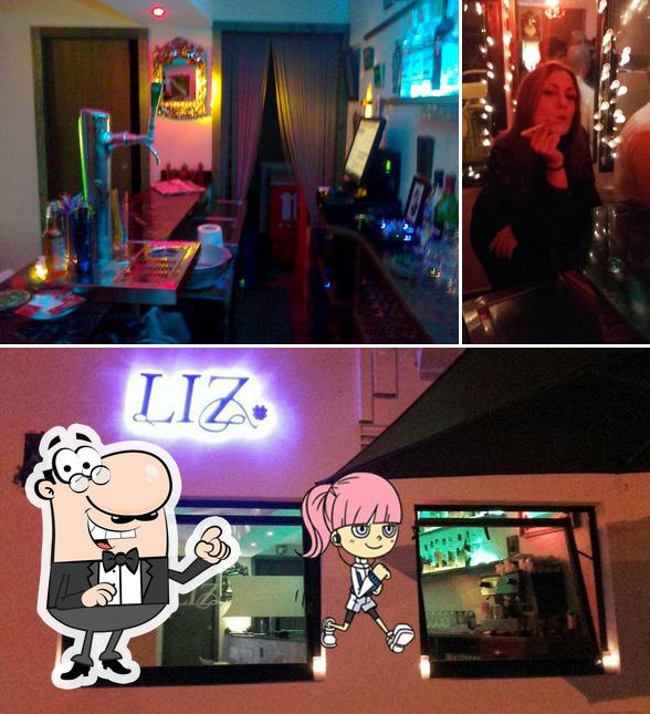 Cafe bar Liz
