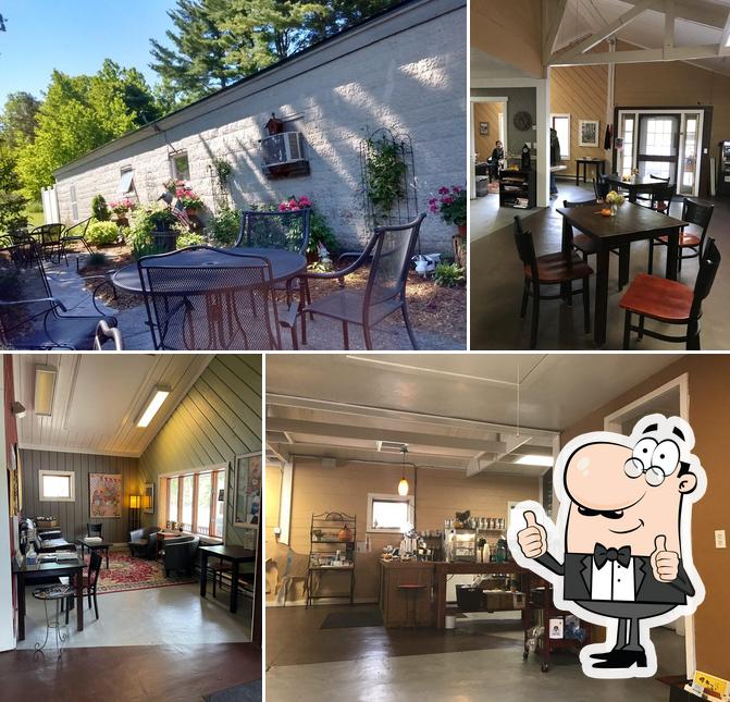 Brew Coffeehouse