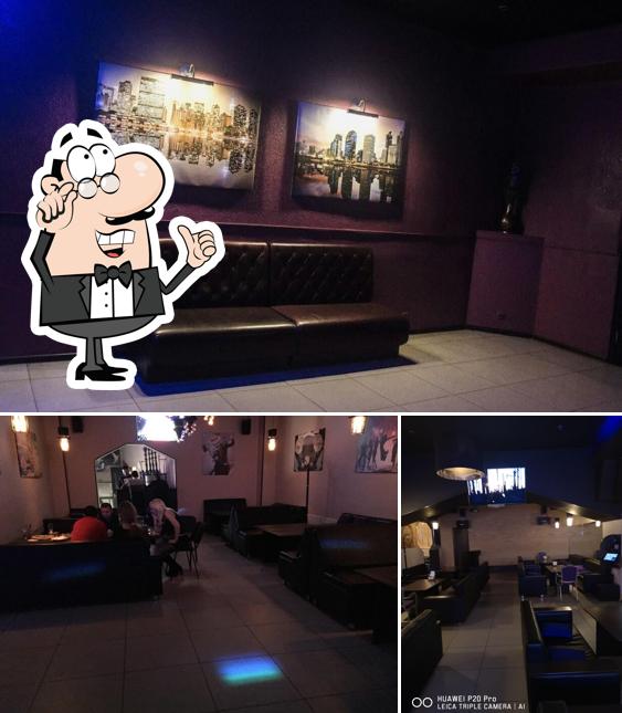 Platinum lounge bar