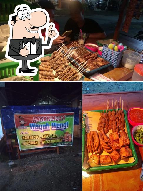 Angkringan wayah wengi