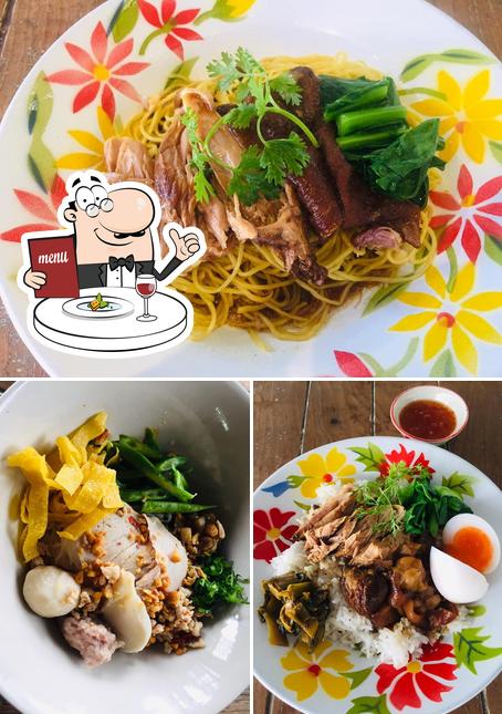 ตัว"ต" ก๋วยเตี๋ยวต้มยำ-ข้าวขาหมู
