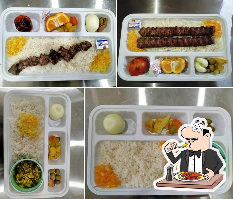 تهیه غذای محمدی