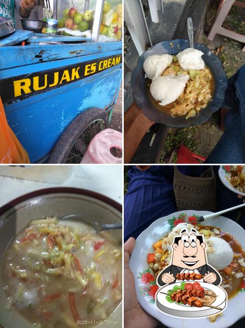 Rujak Es Krim Manahan