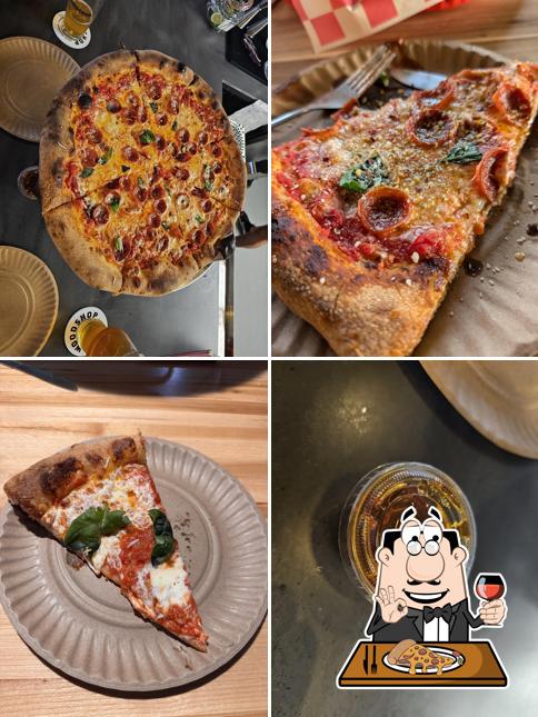 Mike's Pizza