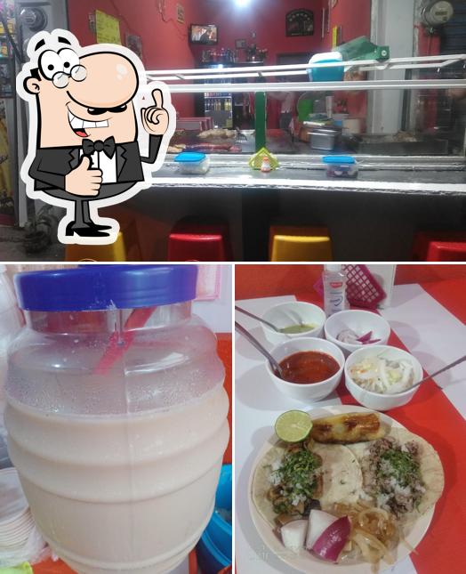 TAQUERÍA SAMUEL