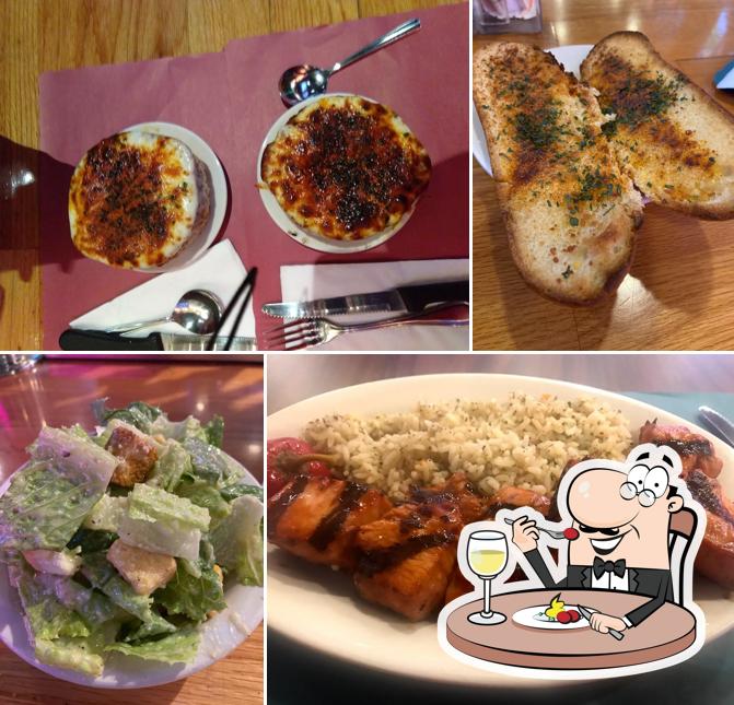 Tony's Pub & Grill