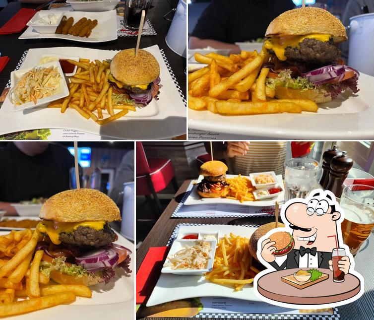 CineLounge Diner & Sportsbar