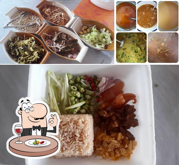 ตรีธารา บุฟเฟต์ขนมจีน