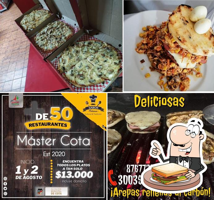Arepas Rellenas Makondo