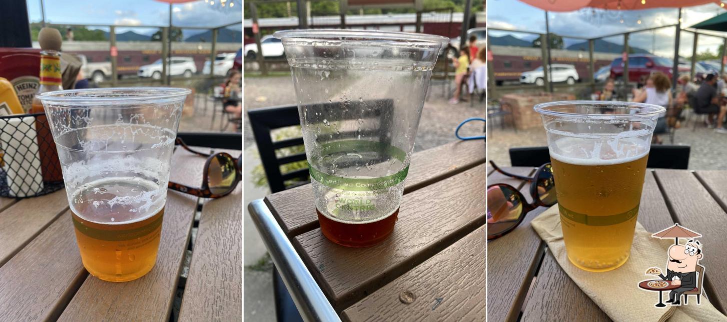 Natahala Brewing’s Burgers And Bar