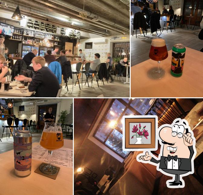 Посмотрите на внутренний интерьер "Паба 68 Пауза"