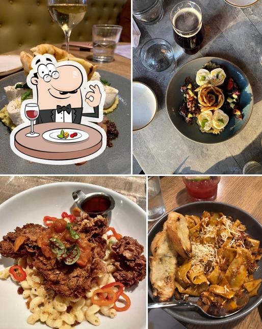 Gather in Omaha for Food & Drink