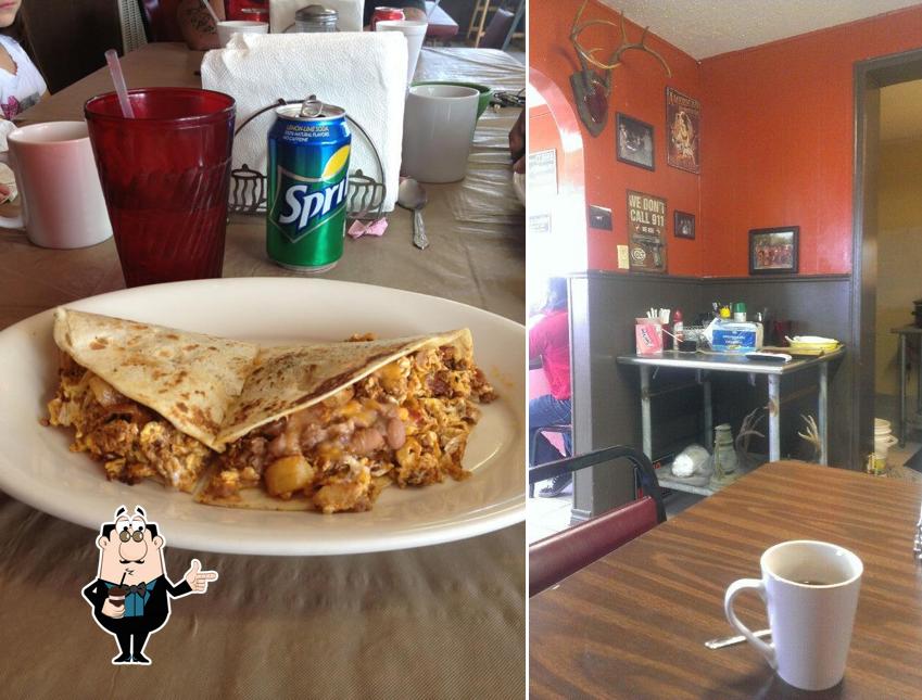 Lee's Cafe
