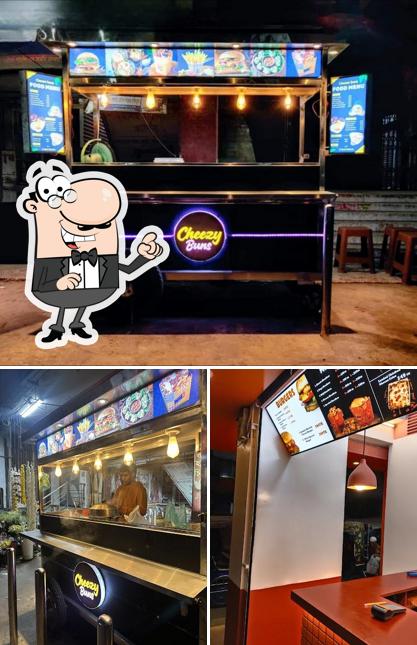 Cheezy Buns- Sipahipara Branch