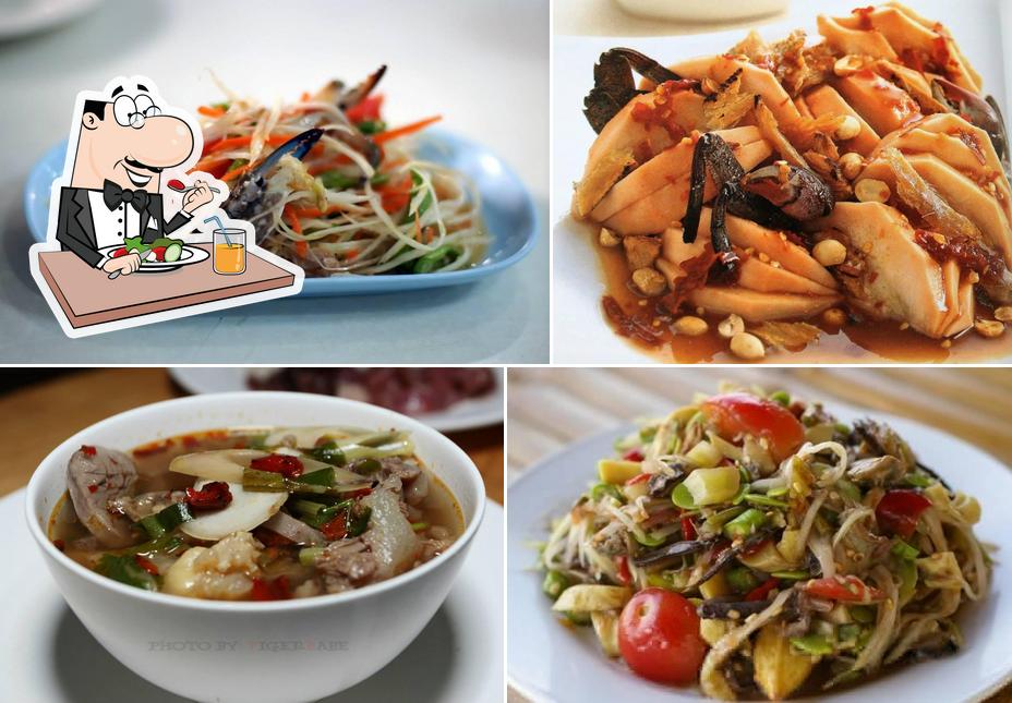 ร้านส้มตำครกคู่