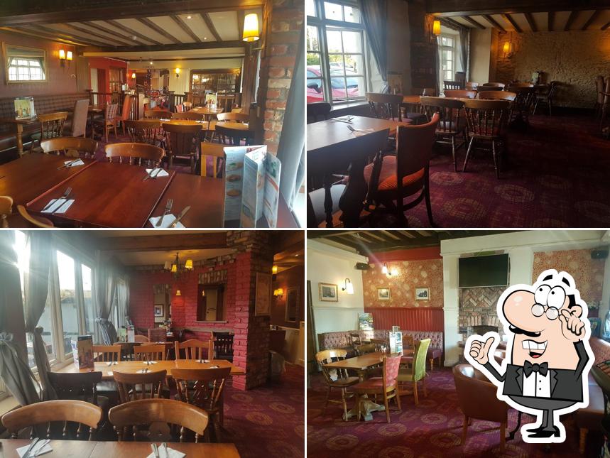 The Upper Boat Inn