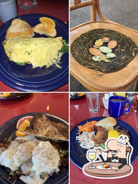 Little Rooster Café