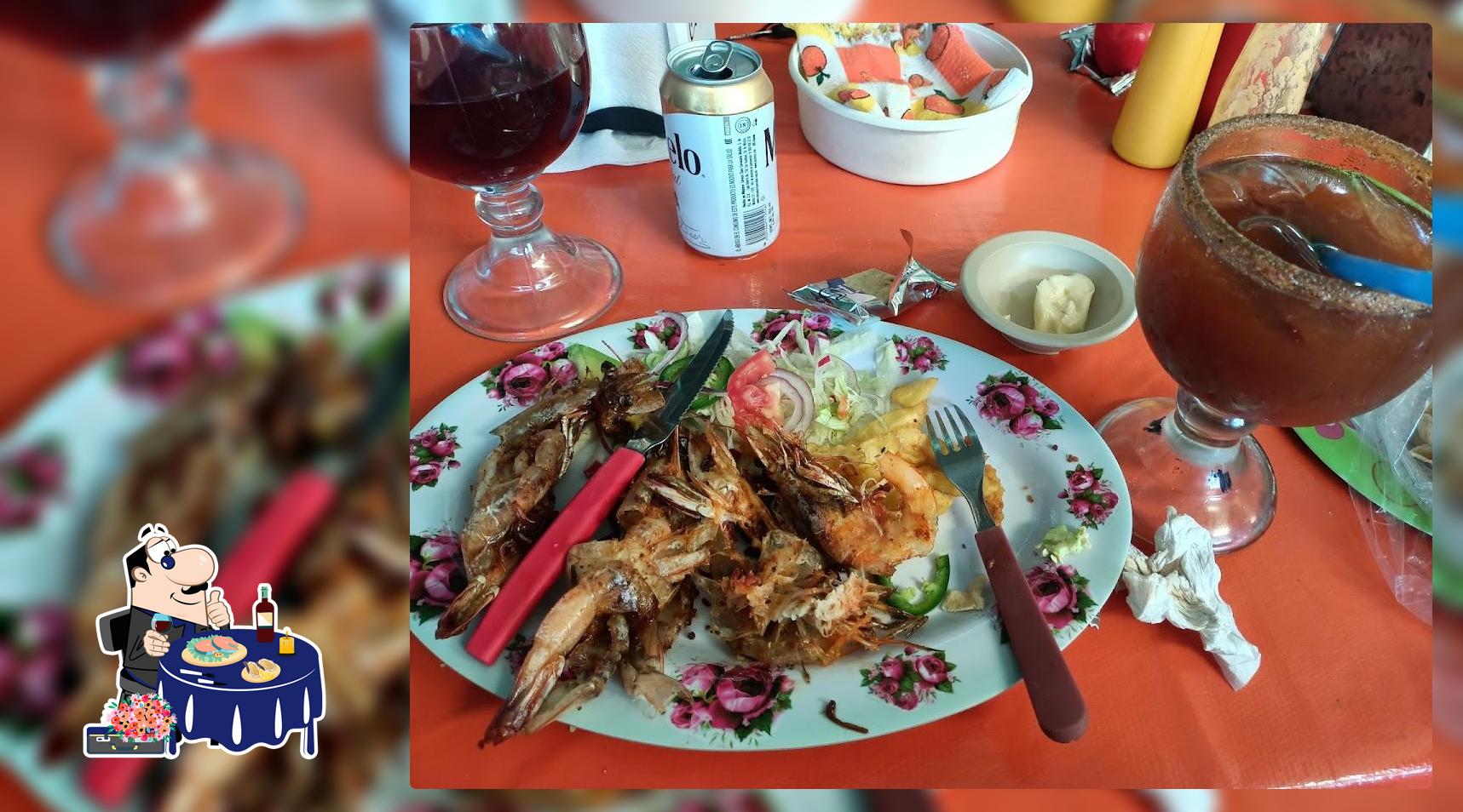 El Velero Mariscos & Más
