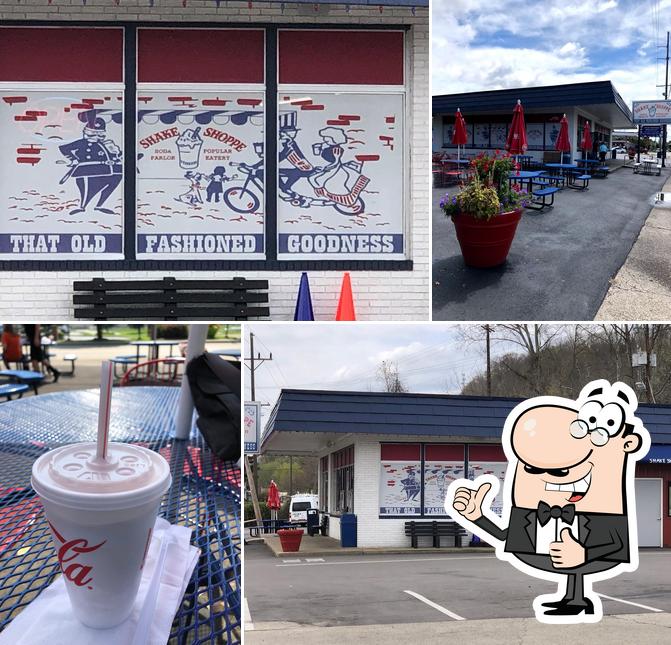 The Shakery: Eats & Treats