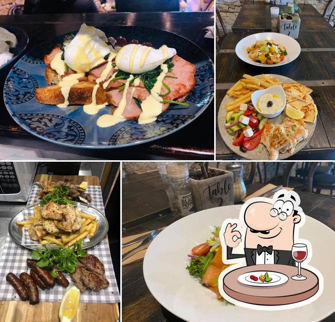 Xpress Mezze Cafe