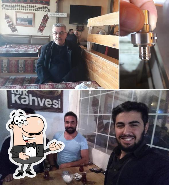 Tek Dem Çay Evi