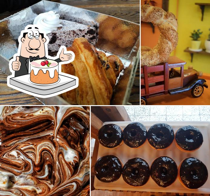 Amoo Ghanad Bakery