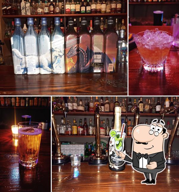 DINING＆BAR shirohige白ひげ