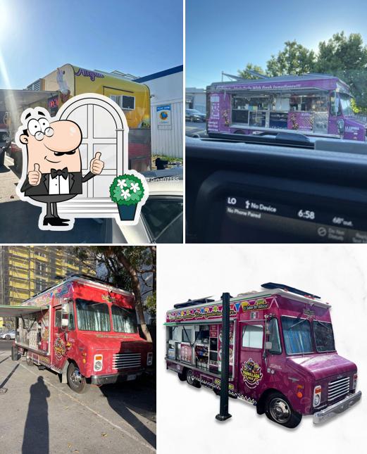 La Parrillada Feliz food truck Mexicana