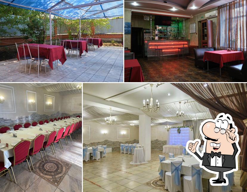 Забронируйте столик в "Лунный свет"