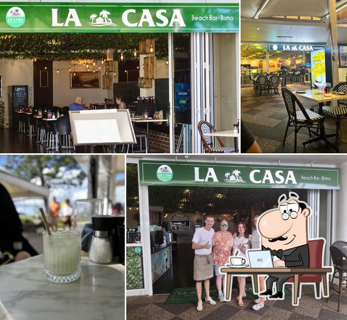 La Casa Beach Bar Bistro • Cafe