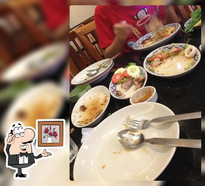 บ้านส้มตำ-ผัดไทย