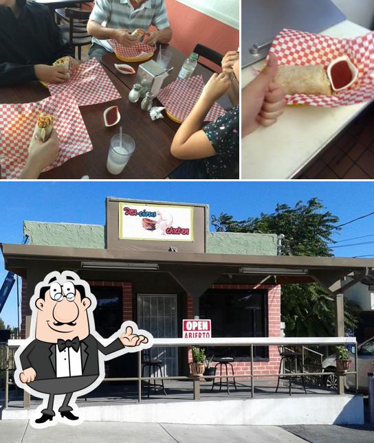 Deli-cious Chicken