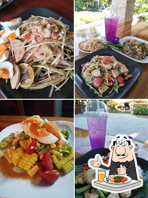 ร้านหอมปล๋าแดก ถนนจุน - ปง