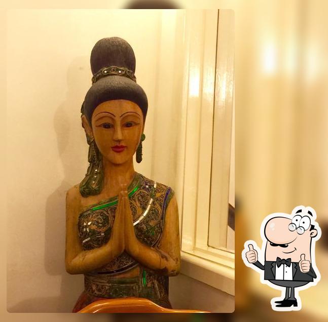 Royal Thai Cuisine