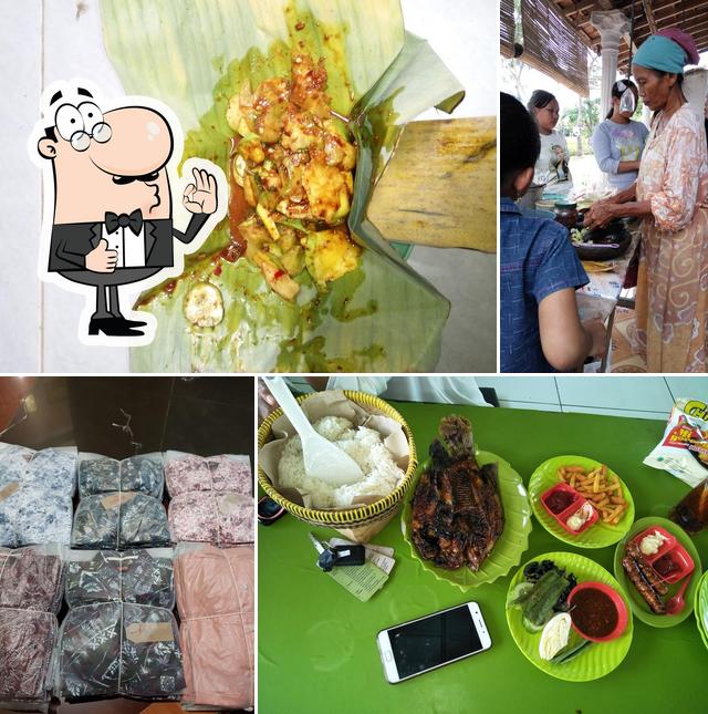 Warung Pecel Mak Mi