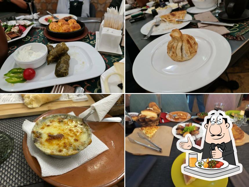 Блюда в "Валико на Большой Садовой"