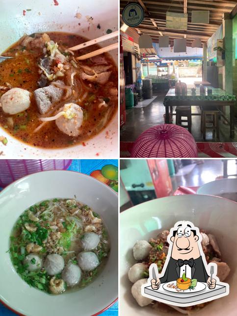ร้านก๋วยเตี๋ยวหมูป้าลักษณ์