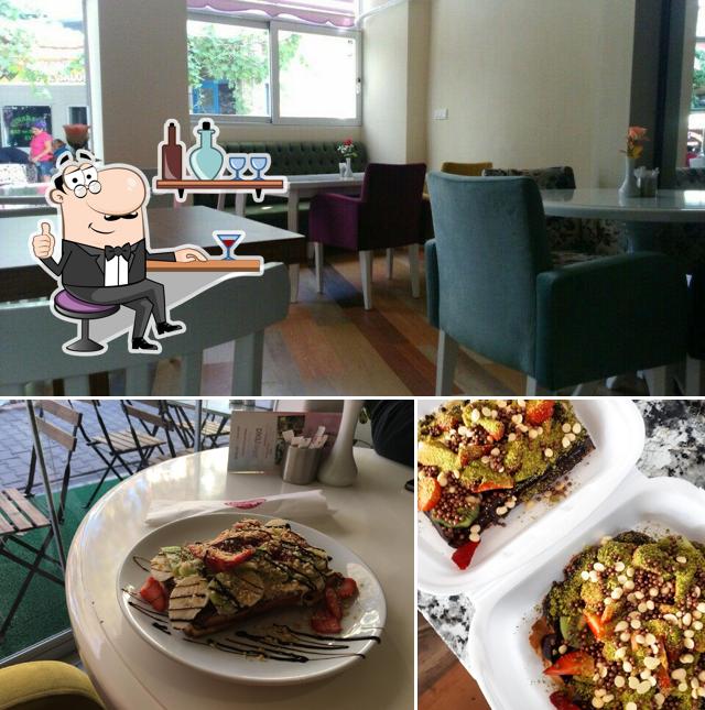 Cafe Renk Waffle