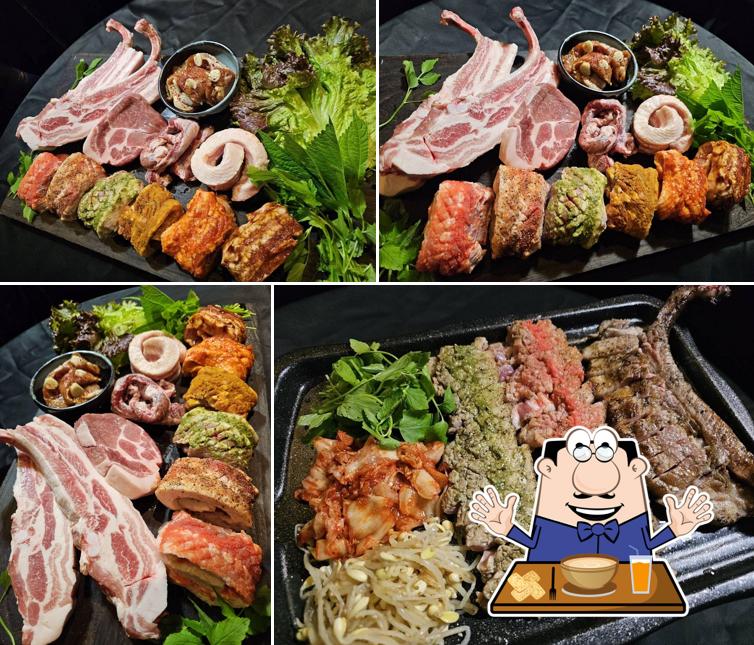炭いぶし極上サムギョプサル テジワン