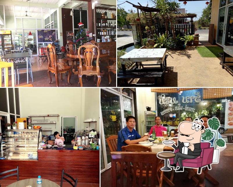 Many Coffee and Restaurant