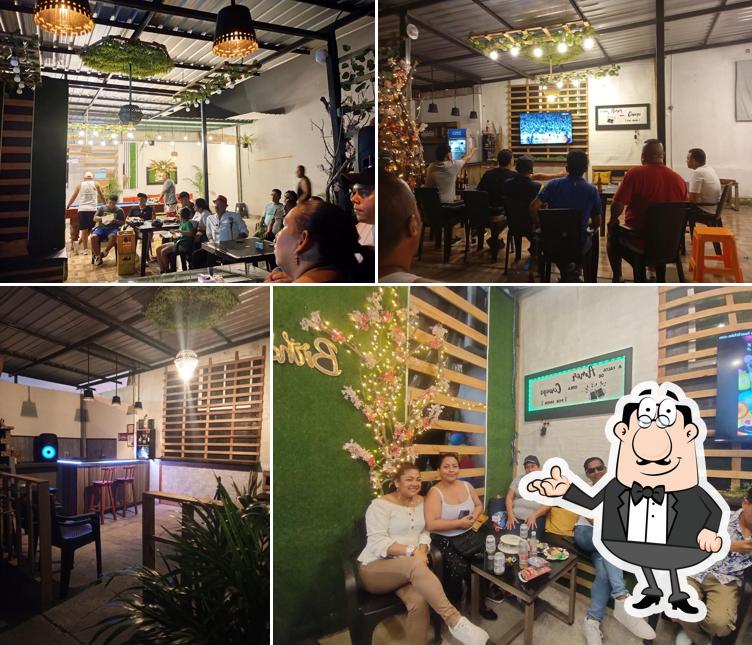 Bar" El PATIO"