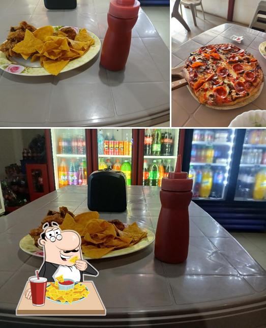 Panadería Pizzeria Pollo Doña Flor