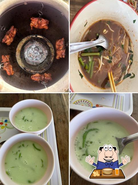 ป.นาดูนไก่อบโอ่ง ก๋วยเตี๋ยวแชมป์ ส้มตำรสแซ่บ ปากทางนาดูน